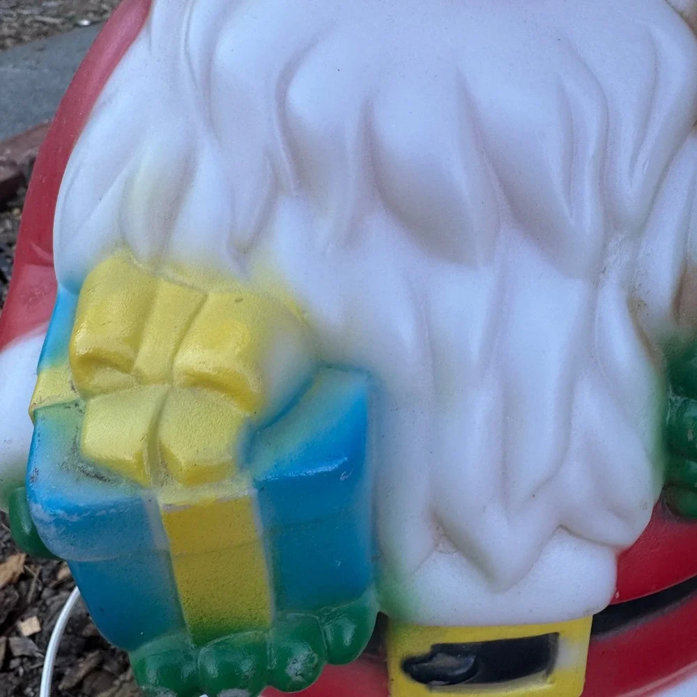 Vintage General Foam Plastics Santa Blow Mold Christmas Light Up Decor 18